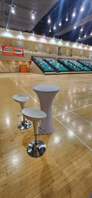 220925-Bloom bar table with white spandex