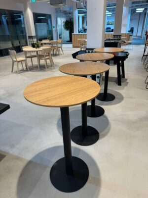 Clark bar table1